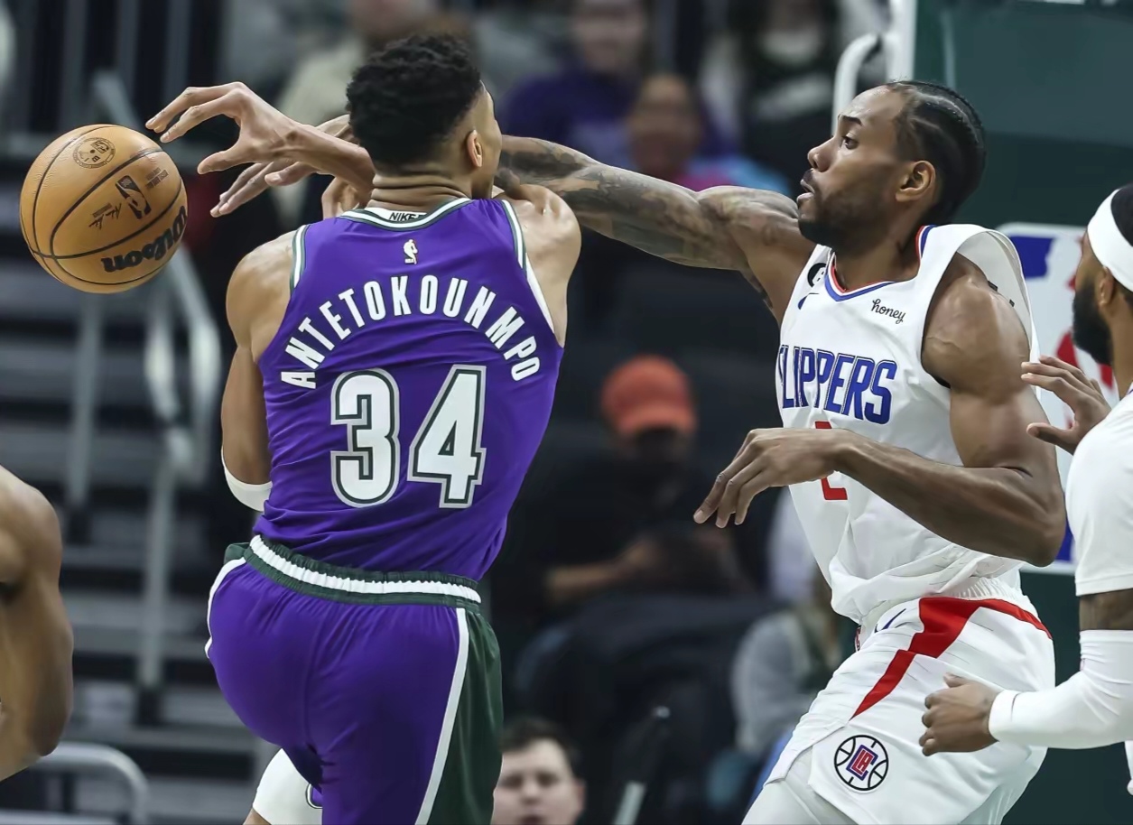 九游平台雄鹿新秀表现惊艳，全场观众掌声不断，为什处理行业搜索电影感觉.的简单介绍