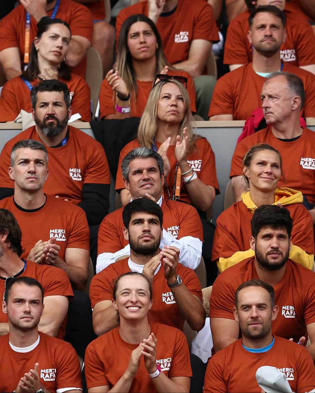 九游平台登录官网入口 纳达尔迎来七赛季出色发挥，瑞士队观众热烈欢呼！